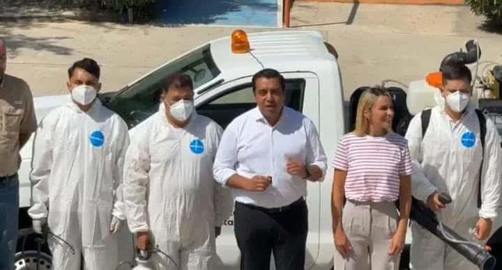 Intensifica SC trabajos de fumigación y deshierbe en áreas públicas