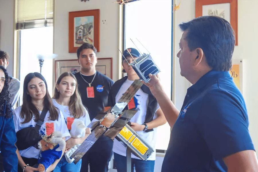 ¡Al espacio! Alumnos Tec visitan laboratorios exclusivos de la NASA