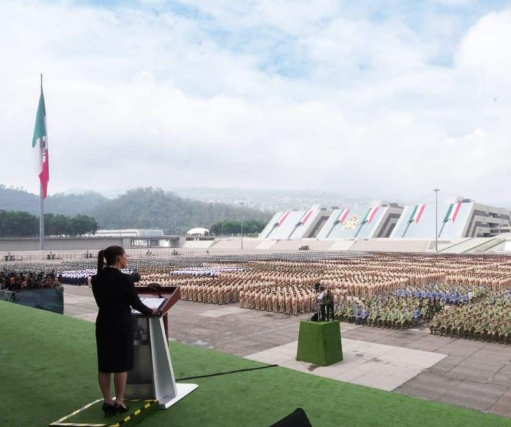 Sostiene Claudia encuentro con las Fuerzas Armadas