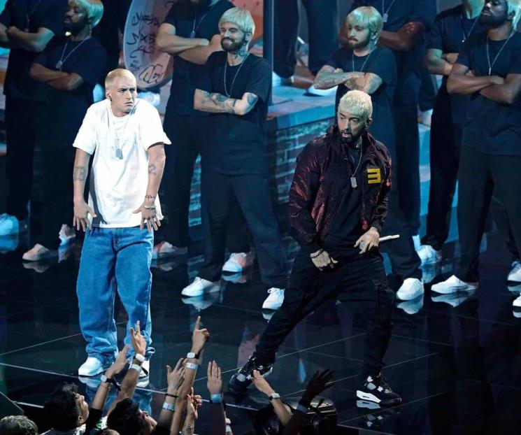 Eminem enloquece los premios MTV VMAs en su 40 aniversario