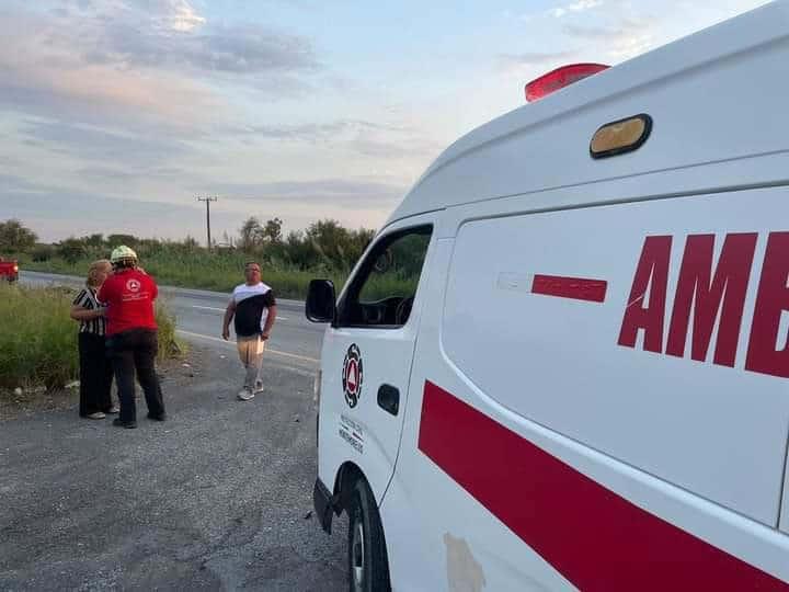 Atropella a potrillo con su camioneta