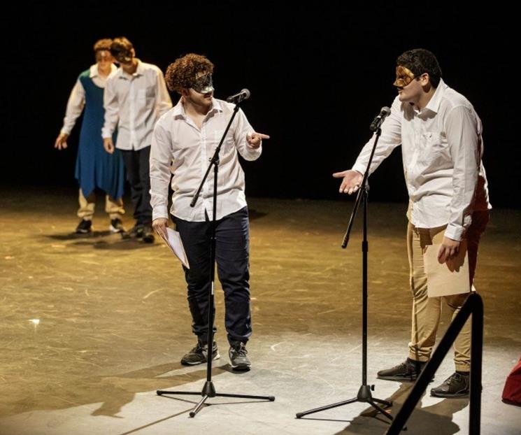 Jóvenes talentos de la UDEM reinterpretan clásicos en el escenario