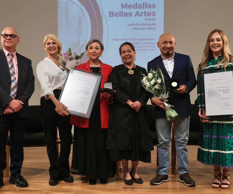 Leticia Alvarado y Vicente Silva reciben Medalla Bellas Artes