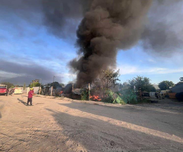 Se incendia vulcanizadora en Escobedo