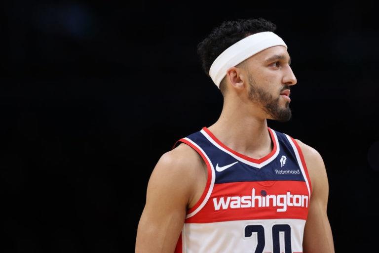 Refuerza Landry Shamet a los Knicks