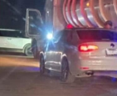 El arresto de la persona por orden de aprehensión, causó una intensa movilización en la Carretera a Reynosa, municipio de Cadereyta, donde en un principio se había reportado un enfrentamiento.