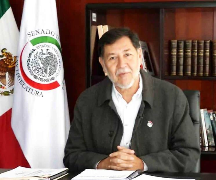 Agreden a Noroña en el AICM