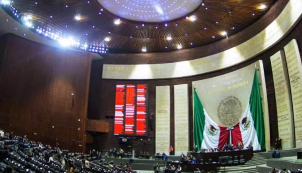 Cámara de Diputados recibe minuta de supremacía constitucional