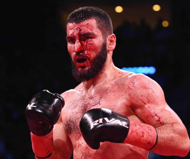 Equipo de Canelo quiere pelea de Saúl con Beterbiev