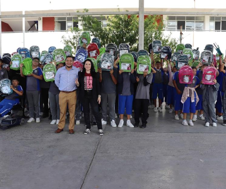 Lleva GLMORENA  programa ´Estudiando Seguro´ a escuelas de Escobedo