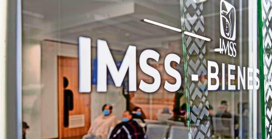 IMSS-Bienestar inicia pago retrasado de incentivos con tarjetas