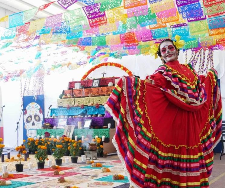 Vive la muerte una fiesta colorida en la UANL