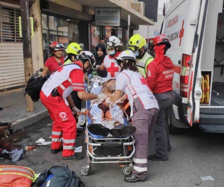 Encuentran a hombre con heridas graves en el Centro de Monterrey