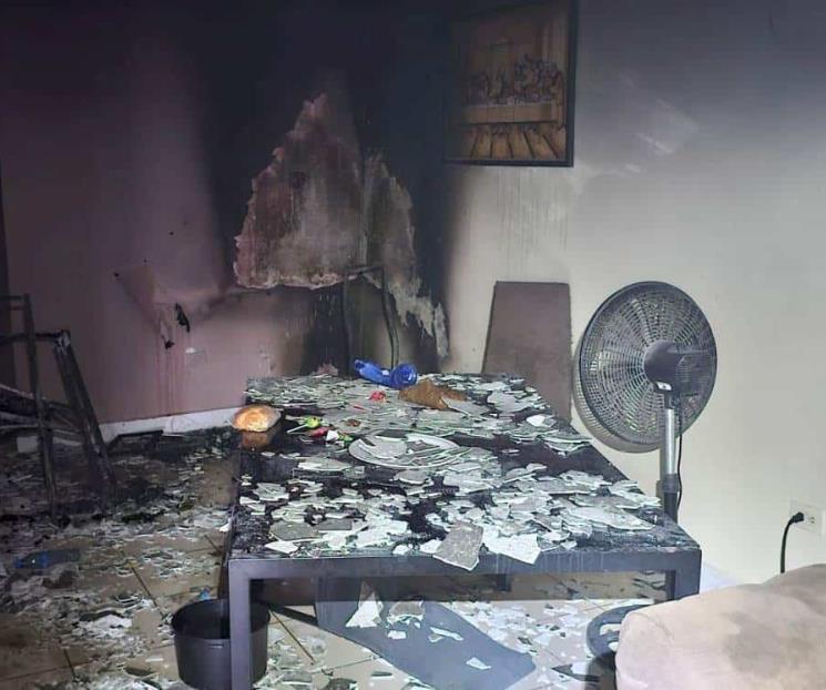 Se incendia altar de muertos en vivienda